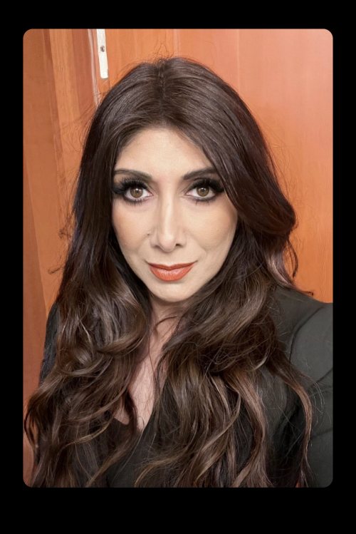 Farnaaz Tar